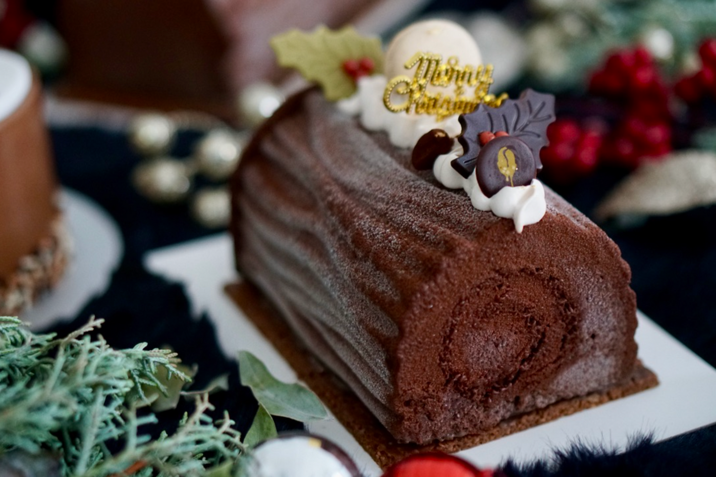 Signature 80% Dark Chocolate IC Log Cake (Petite)