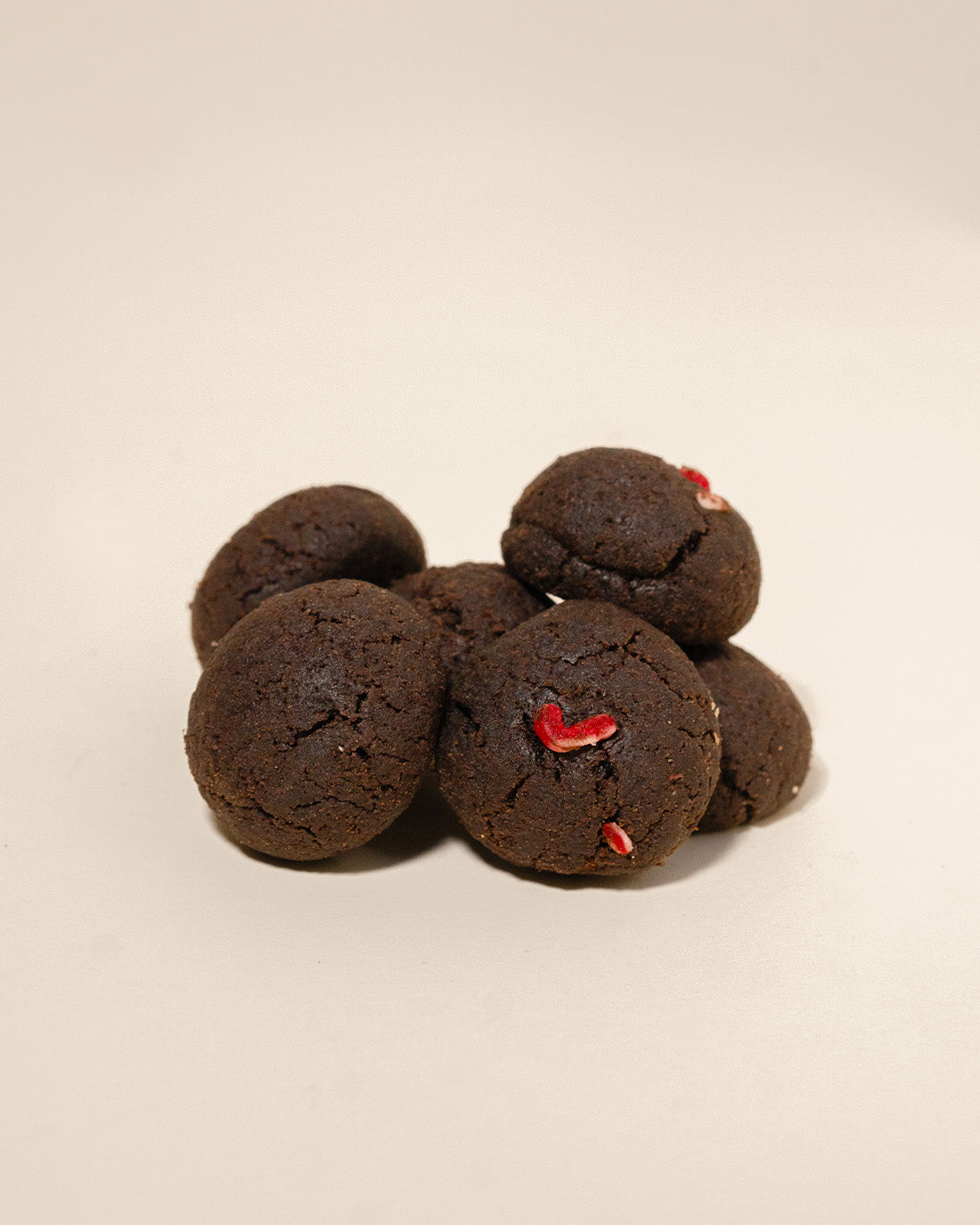Dark Chocolate Peppermint Cookies – The Dark Gallery