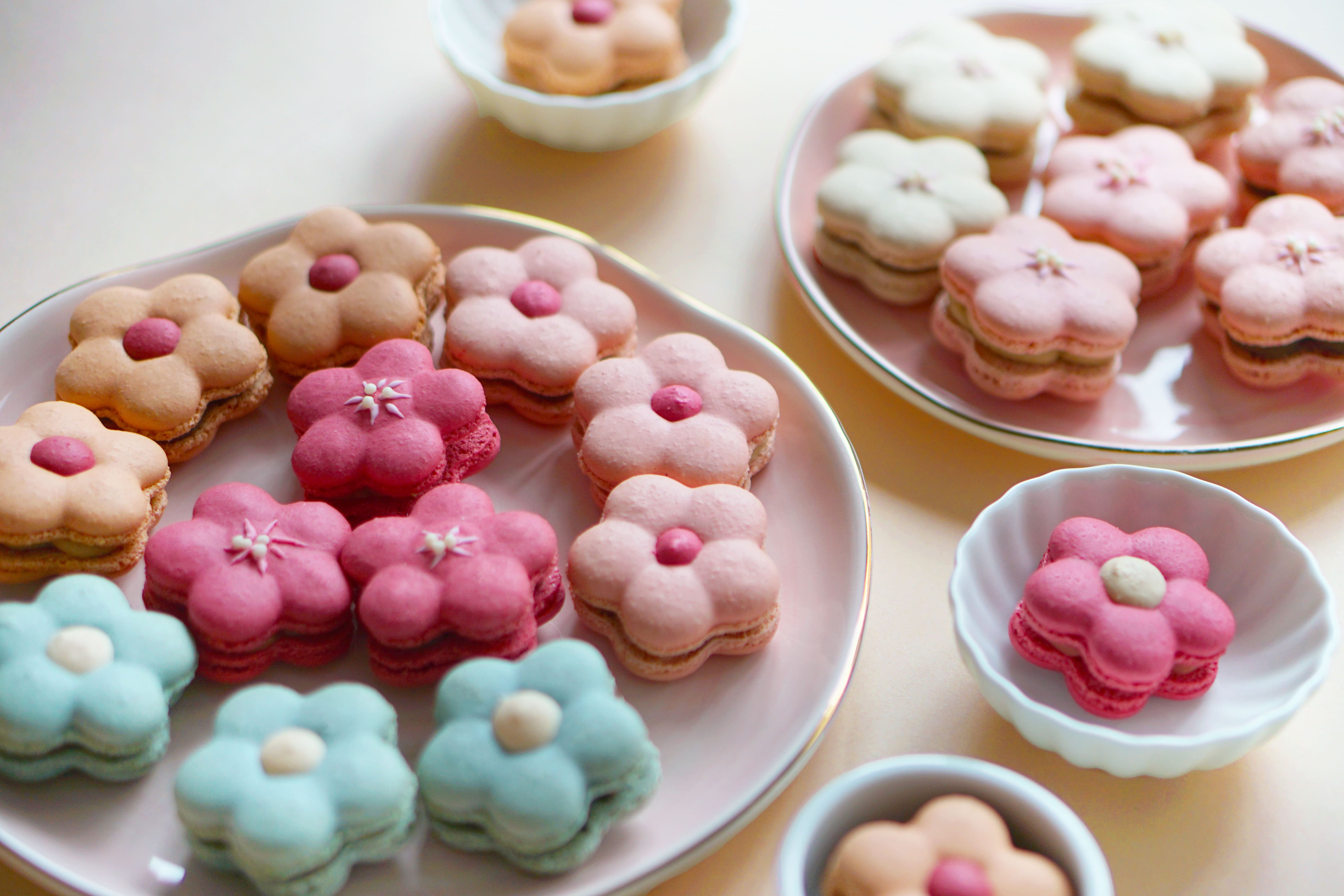 6 Piece Spring Bloom Macarons (Corporate bulk order)