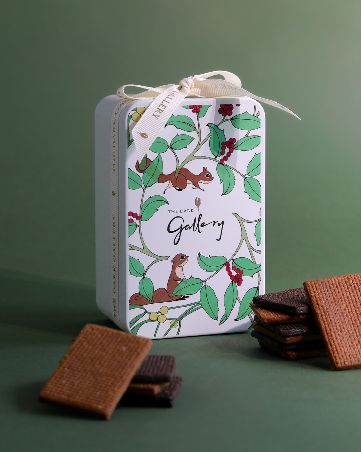 Chipmunks & Berries Botanical Keepsake Tin