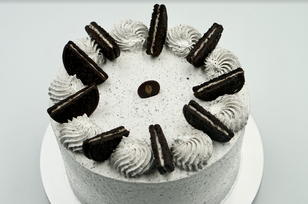 Cookies & Cream Ice Cream Cake